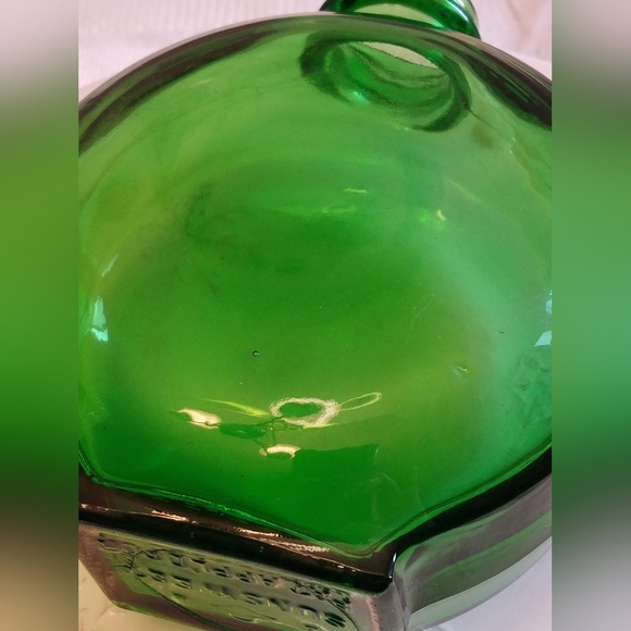 Vintage  Sunsweet Green Depression Glass Bottle - Picture 10 of 10